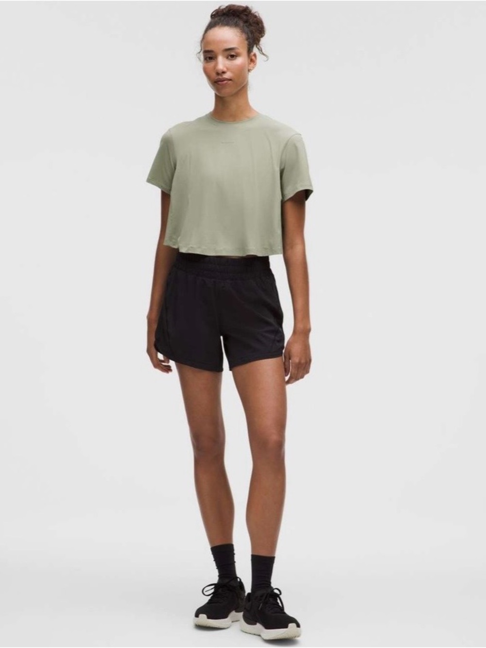 Lululemon Pace Crush Cross-Back Graphic T-Shirt (Black M)